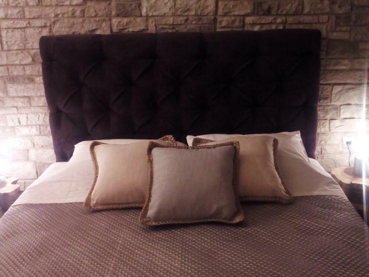 Lux Studio 1 Athena Bagian luar foto